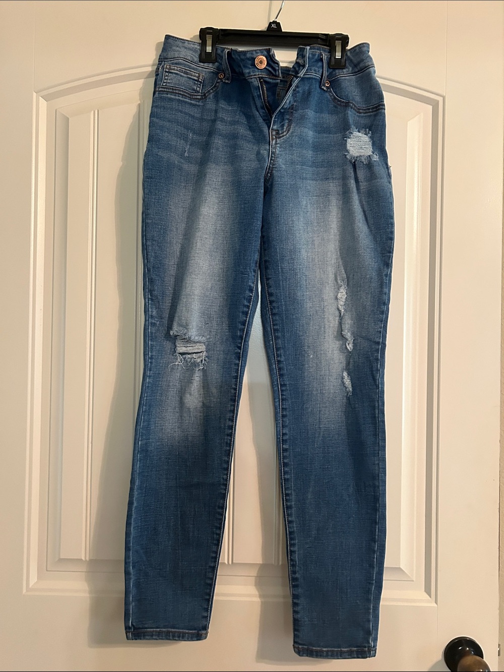 Maurices Slim Skinny Distressed Blue Jeans
